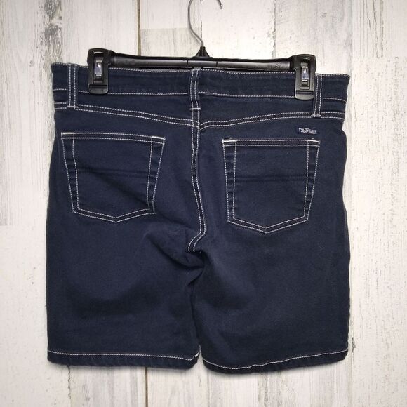 Sold - Picture 3 of 6